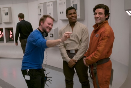Rian Johnson, John Boyega & Oscar Isaac on set Star Wars: The Last Jedi